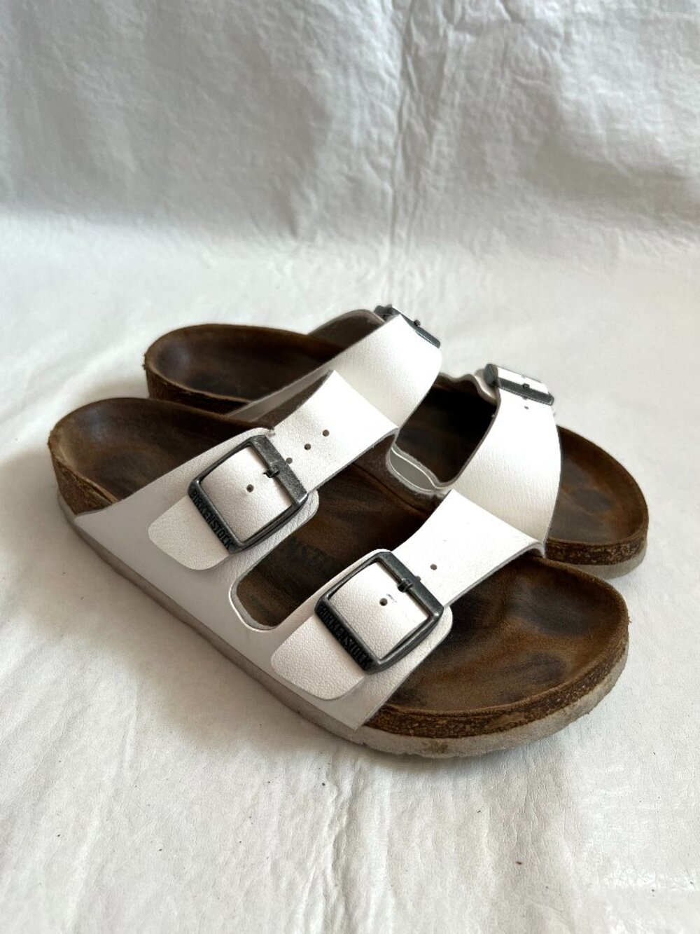 Birkenstock Arizona sandals 36 5 5.5 womens white faux leather birko flor slides